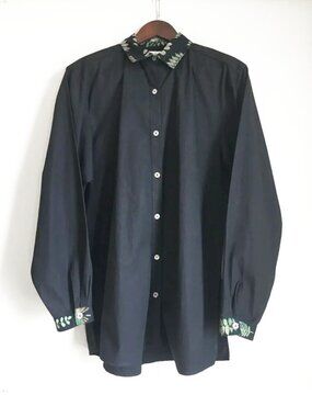 Mori Kei Made in Canada Black Cotton Mother of Pearl Button Up Shirt - M